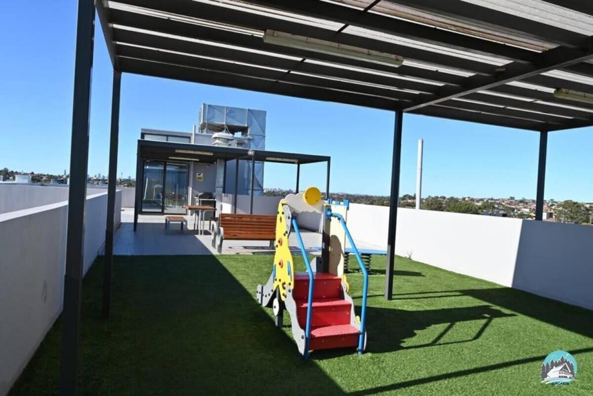 Comfortable 2 Bed In Canterbury * Sydney